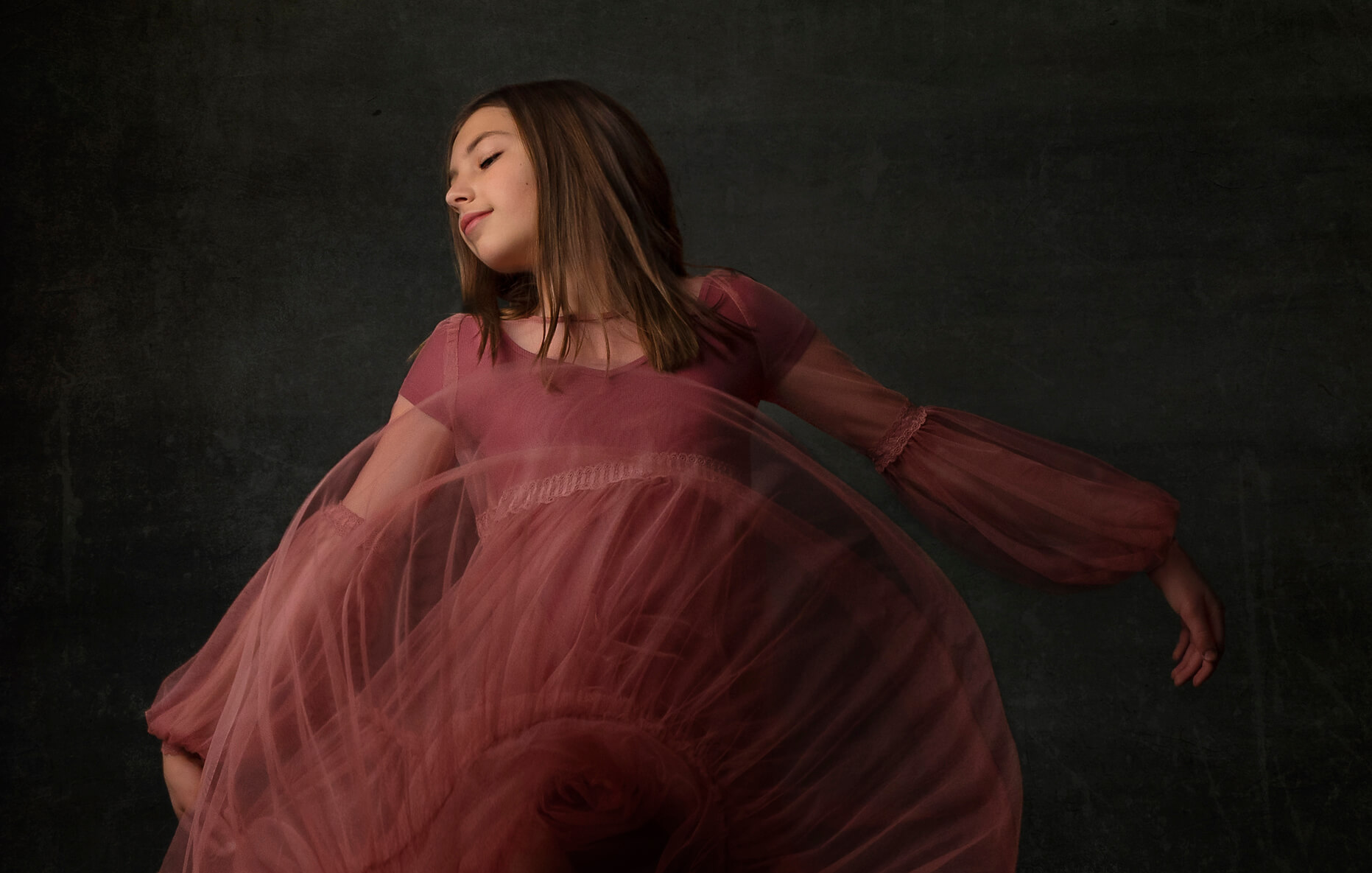 Portrait of Rolling Hills, CA dancer in pink tulle dress